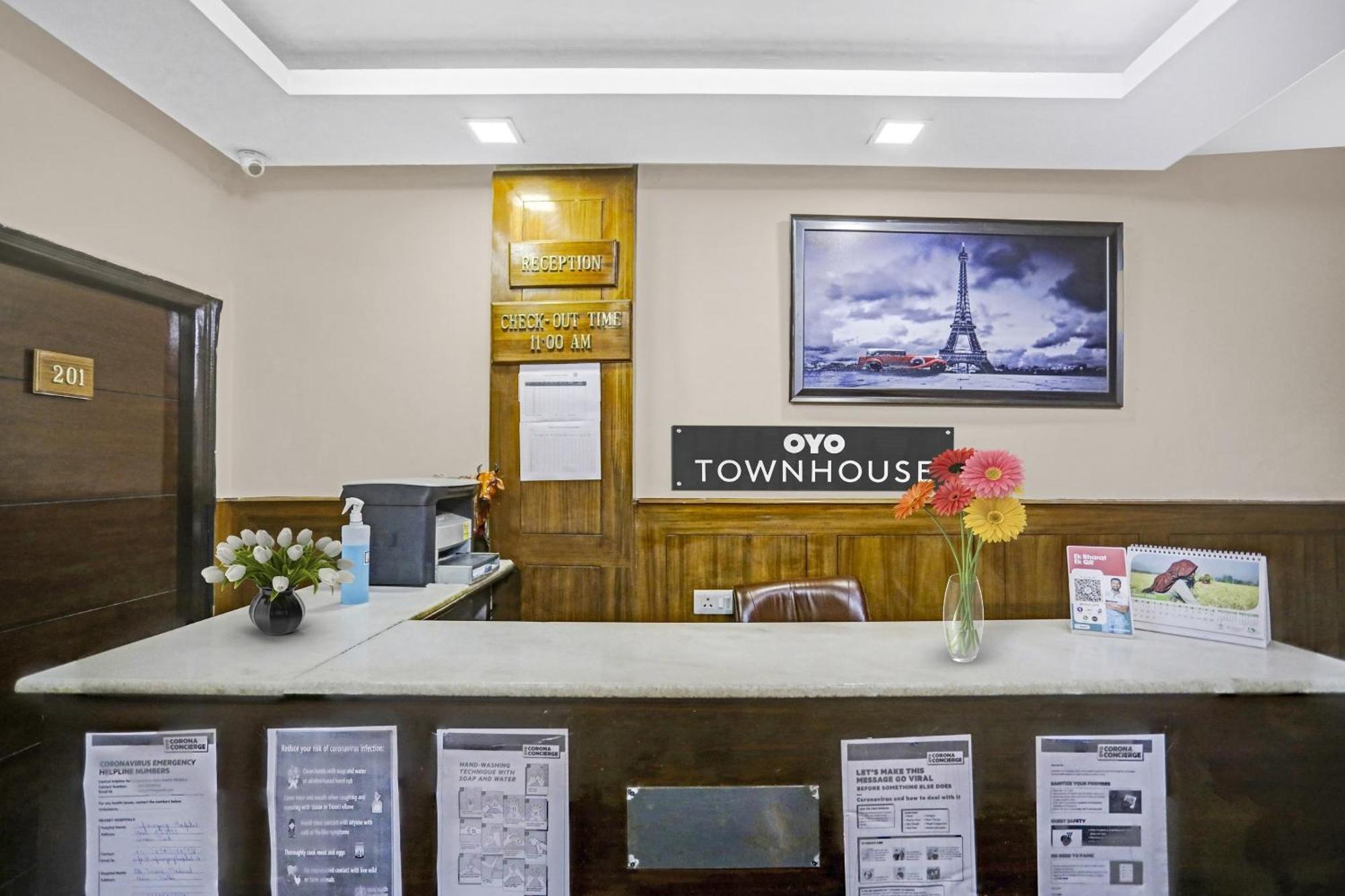 Hotel O Shivam Guest House 新德里 外观 照片
